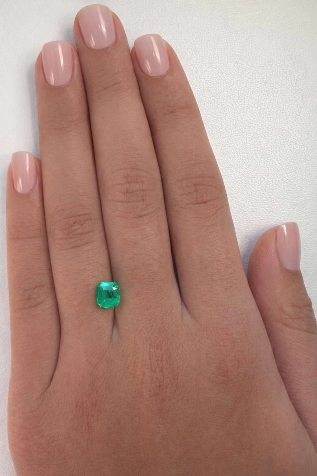 1.50 CT GIA CERTIFIED COLOMBIAN NATURAL EMERALD