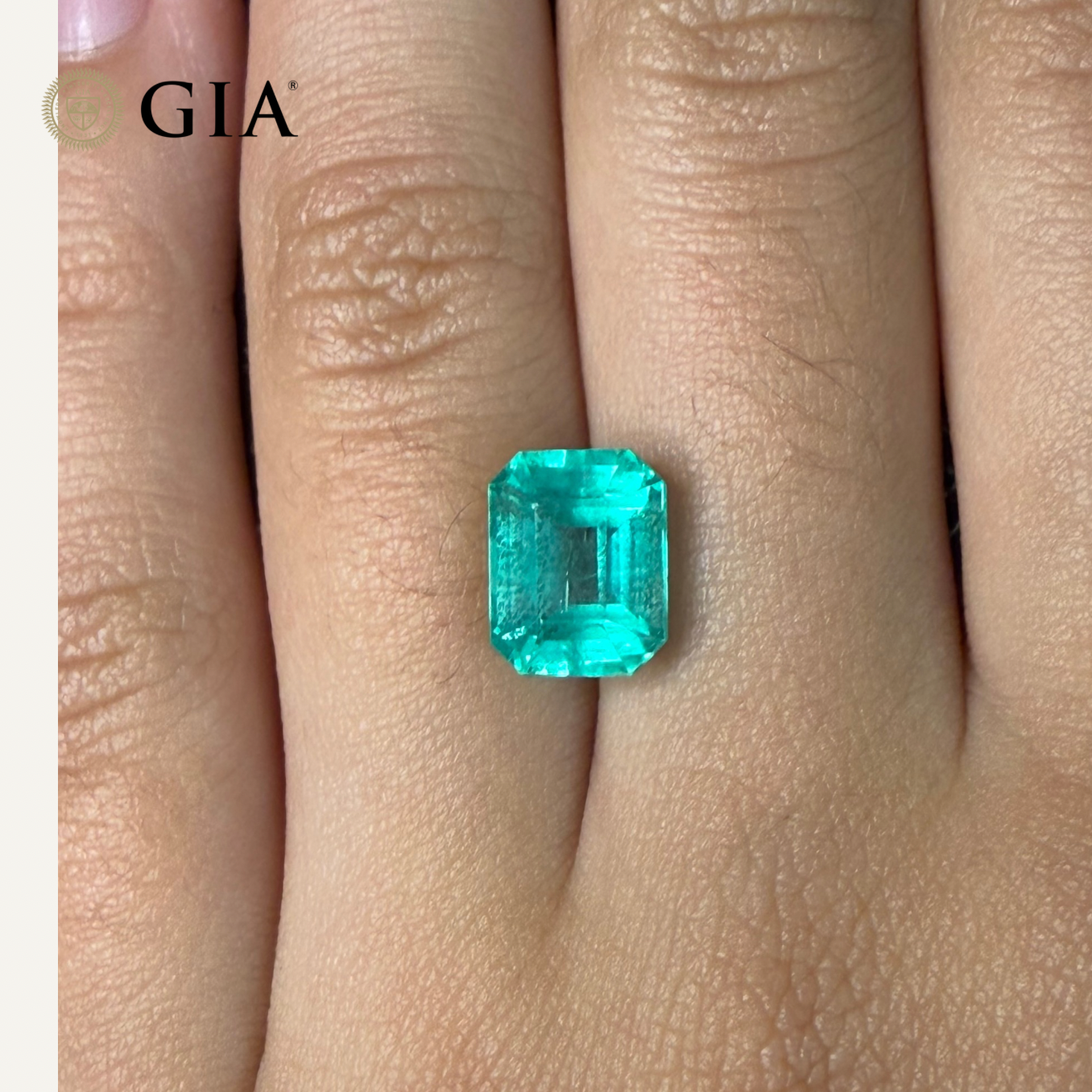 3.80 CT GIA CERTIFIED COLOMBIAN NATURAL EMERALD