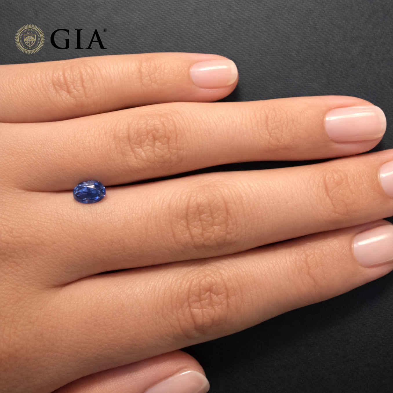 1.09 CT GIA CERTIFIED SRI LANKA NATURAL BLUE SAPPHIRE